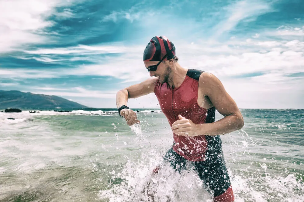 Disfruta del invierno en la playa: deportes para la época de frío — Hotel Akquaaa, Calafell