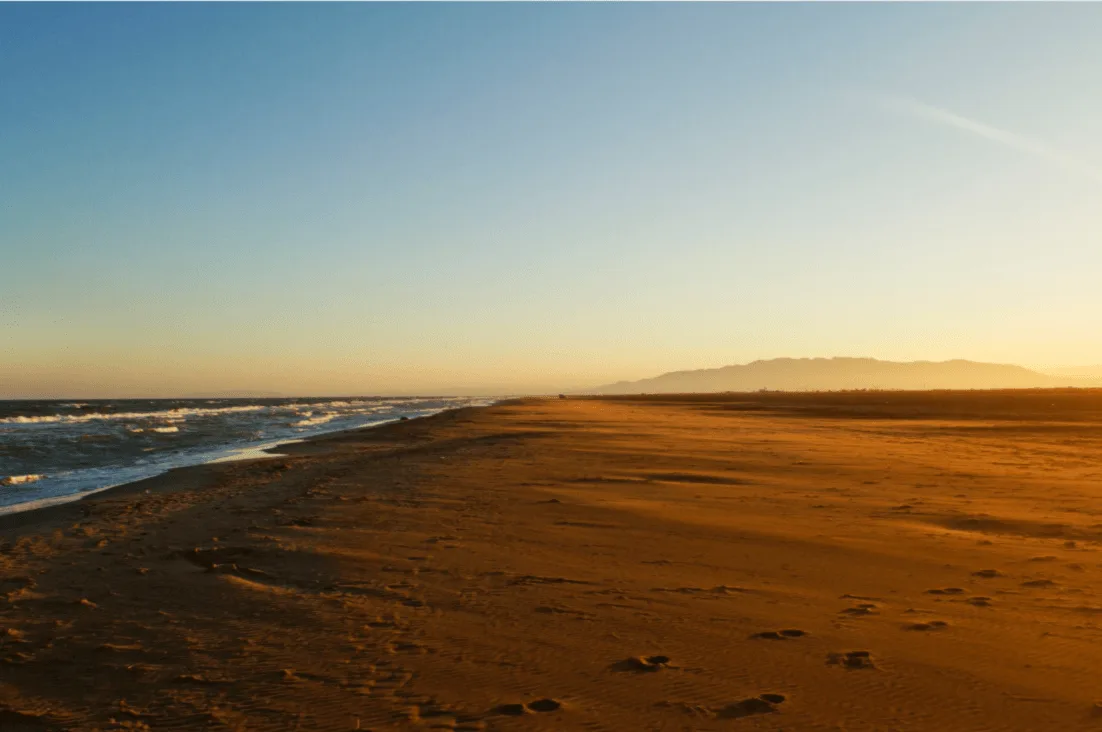 Las mejores playas de la Costa Dorada — Hotel Akquaaa, Calafell