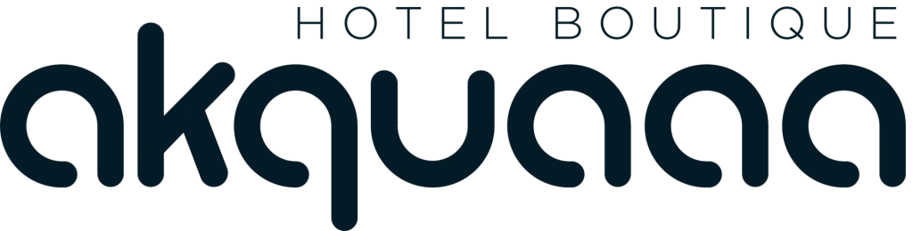 Logotipo del Hotel Akquaaa en negro