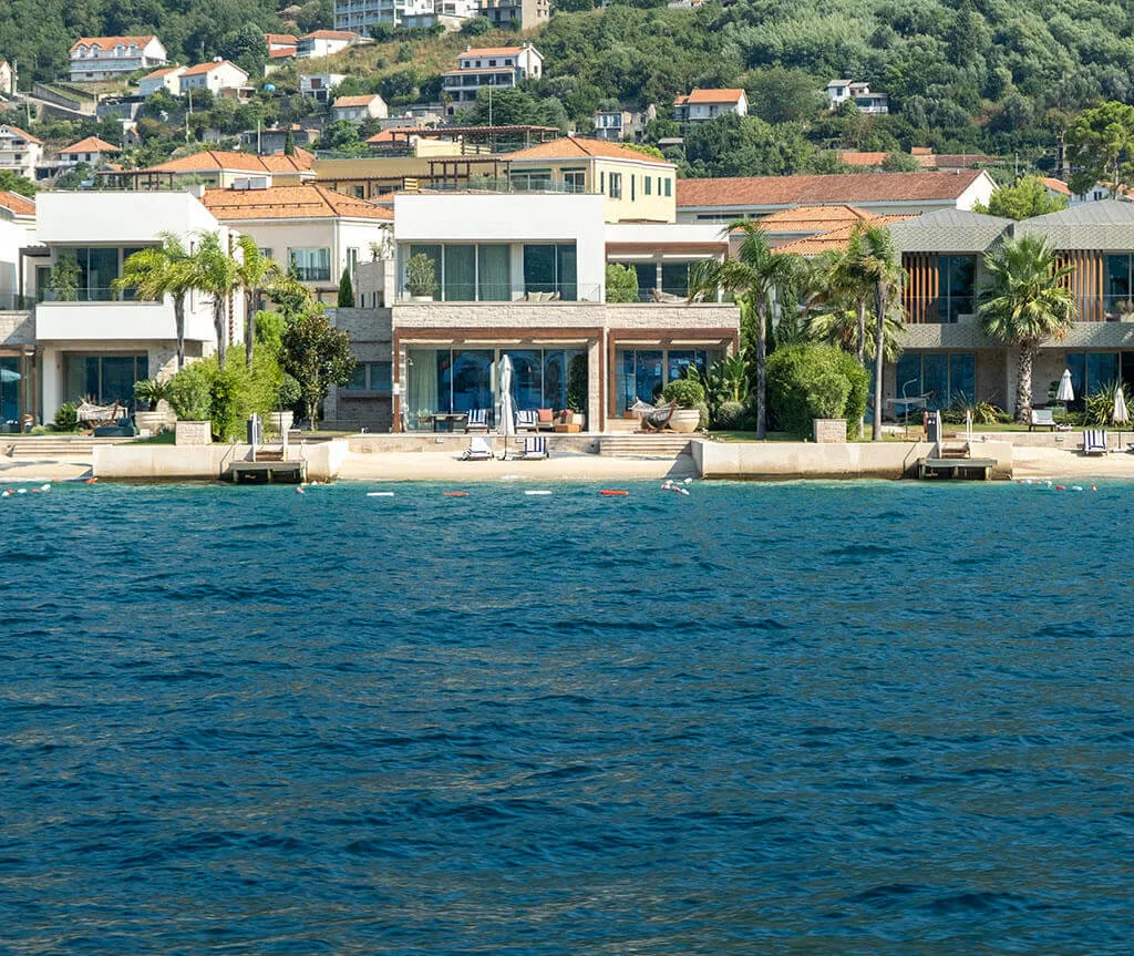 Dormir frente al mar: la experiencia que transforma cualquier escapada — Hotel Akquaaa, Calafell