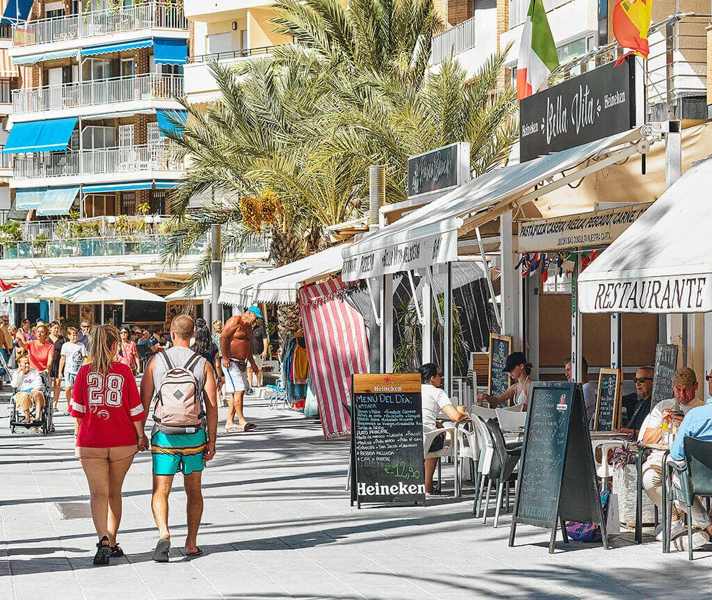 Qué hacer en la Costa Dorada en mayo — Hotel Akquaaa, Calafell