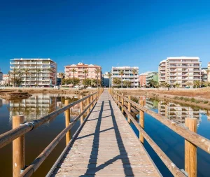Junio en Calafell: Tu Guía Exclusiva para el Inicio del Verano — Hotel Akquaaa, Calafell
